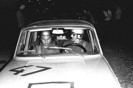 Marek Barański i Wiesław Mrówczyński – Renault 8 Gordini.